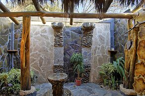 Ocho Artisan Bungalows - Adults only