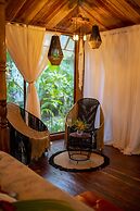 Ocho Artisan Bungalows - Adults only