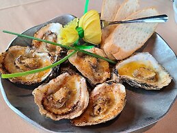 Silver Slipper Casino & Hotel - Adults Only