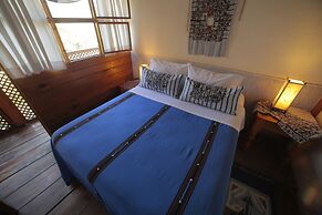 Yellow House - Hostel