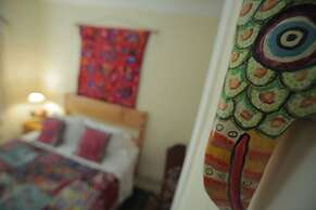 Yellow House - Hostel
