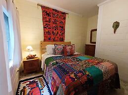 Yellow House - Hostel