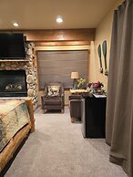 Buffalo Peaks B&B