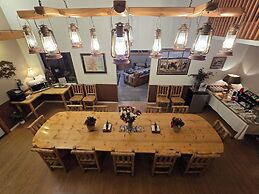 Buffalo Peaks B&B