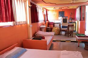 Govind Hotel