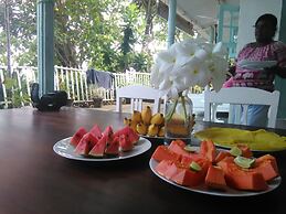 Talalla Bay Beach House