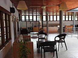 Paradise Inn