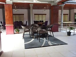 Paradise Inn