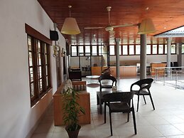 Paradise Inn