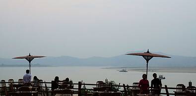 KMA Bagan Hotel River View