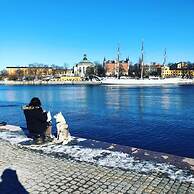 Dockside Hostel Old Town