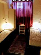 Dockside Hostel Old Town