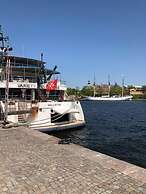 Dockside Hostel Old Town