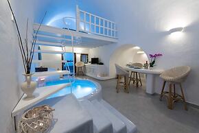 Fira white residence