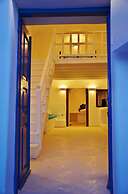 Fira white residence