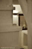 Fira white residence