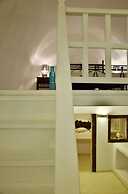 Fira white residence