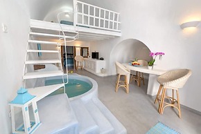 Fira white residence