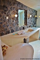 Fira white residence