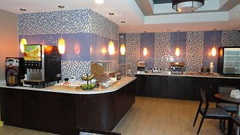 MainStay Suites Midland