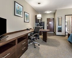 MainStay Suites Midland
