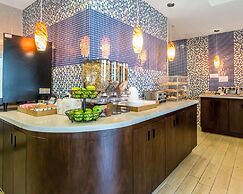 MainStay Suites Midland