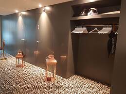 East-West Riverside Hotel