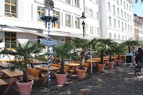 East-West Riverside Hotel