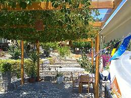 Apartment Hotel Irida