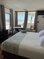 Flamingo Inn Beachfront