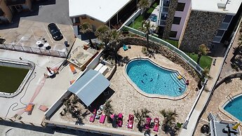 Flamingo Inn Beachfront