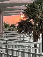 Flamingo Inn Beachfront