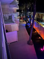 Flamingo Inn Beachfront