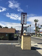 Hacienda Motel