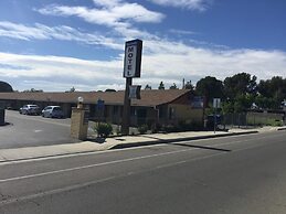 Hacienda Motel