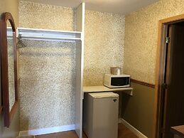 Budget Inn