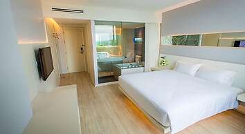 Crystal Hotel Hat Yai