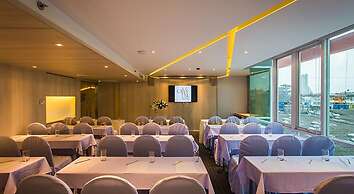 Crystal Hotel Hat Yai
