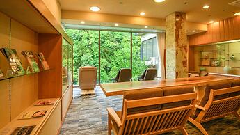 Yamanaka Onsen Shirasagiyu Tawaraya