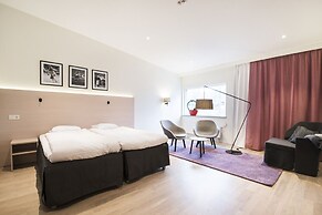 RC Hotel Sports & Business