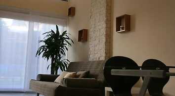 Sunrise Arches Apartments