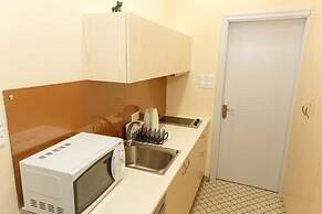 Sunrise Arches Apartments