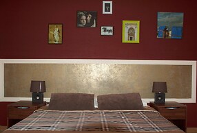 Sunrise Arches Apartments