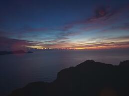 Cauayan Island Resort