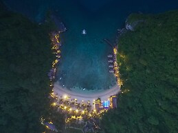 Cauayan Island Resort