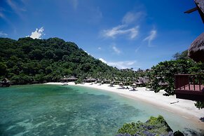 Cauayan Island Resort