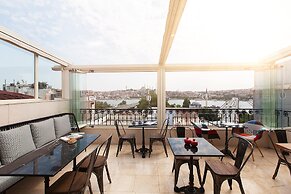 Perla Galata Hotel