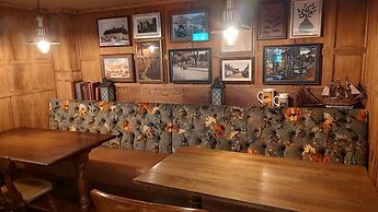 The Red Lion