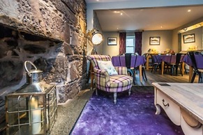 Shorehead Guest House