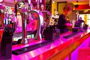 The Lounge Hotel and Bar